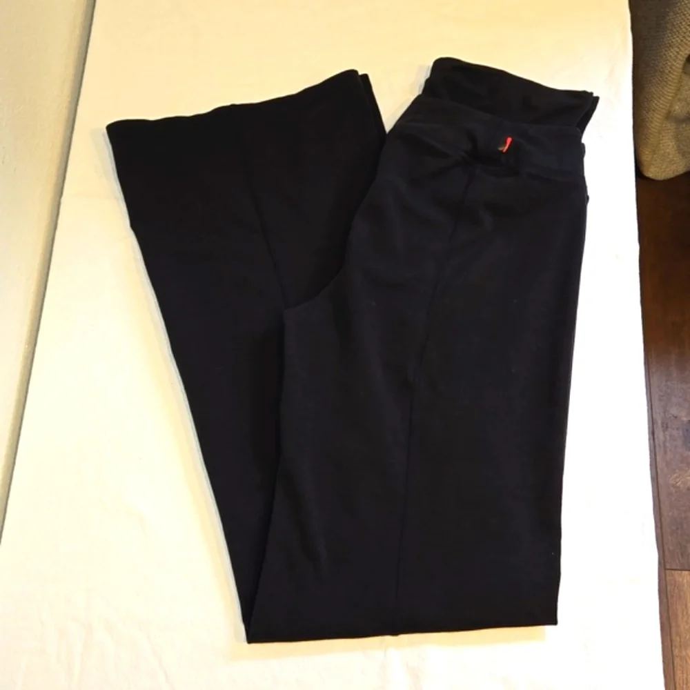 Spanx Slim-X Bagel Buster Flare Yoga Leggings Size Extra Large Black - Picture 10 of 10